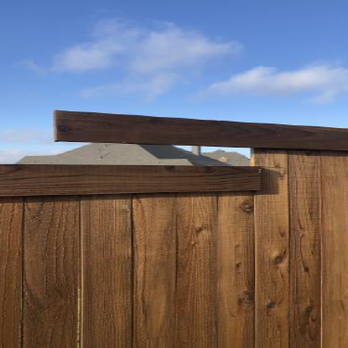 American Legend Homes - Careless fencing work on a brand new house. - General Contractors Near Me - Lewisville, Texas