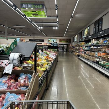ALDI - Produce Aisle - Grocery Near Me - Temple, Texas