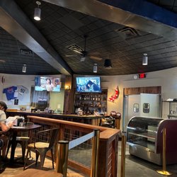 Triplets BBQ - Daytime bar.