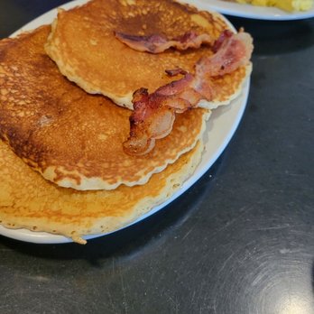 Eat 66 - Pancakes, bacon, eggs, and toast - Breakfast & Brunch Near Me - Richmond, Virginia Eat 66 - Pancakes, bacon, eggs, and toast - Breakfast & Brunch Near Me - Richmond, Virginia