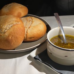 Angus - Bread with olive oil