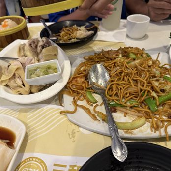 Sam Woo Cafe - Shanghai chowmein & Hainan chicken - Desserts Near Me - Artesia, California Sam Woo Cafe - Shanghai chowmein & Hainan chicken - Desserts Near Me - Artesia, California