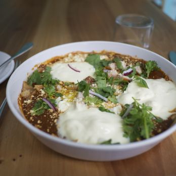 Hotel Carlota - Chilaquiles rojos con pavo - Hotels Near Me - México, D.F., DIF