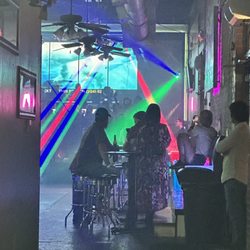 Austin's on the Avenue