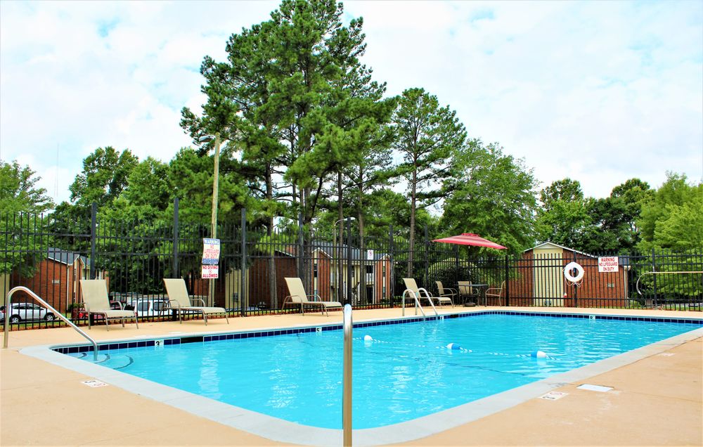 APARTMENTS Updated July 2024 9056 Dr, Charlotte