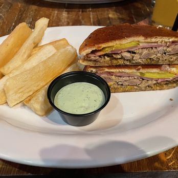 Barrel & Brew Craft Bar + Kitchen - Cuban Sandwich - Cocktail Bars Near Me - New Milford, New Jersey Barrel & Brew Craft Bar + Kitchen - Cuban Sandwich - Cocktail Bars Near Me - New Milford, New Jersey