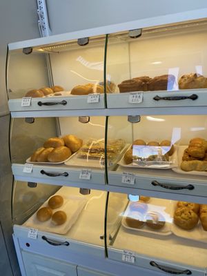 LoafHK Bakery & Restaurant by null