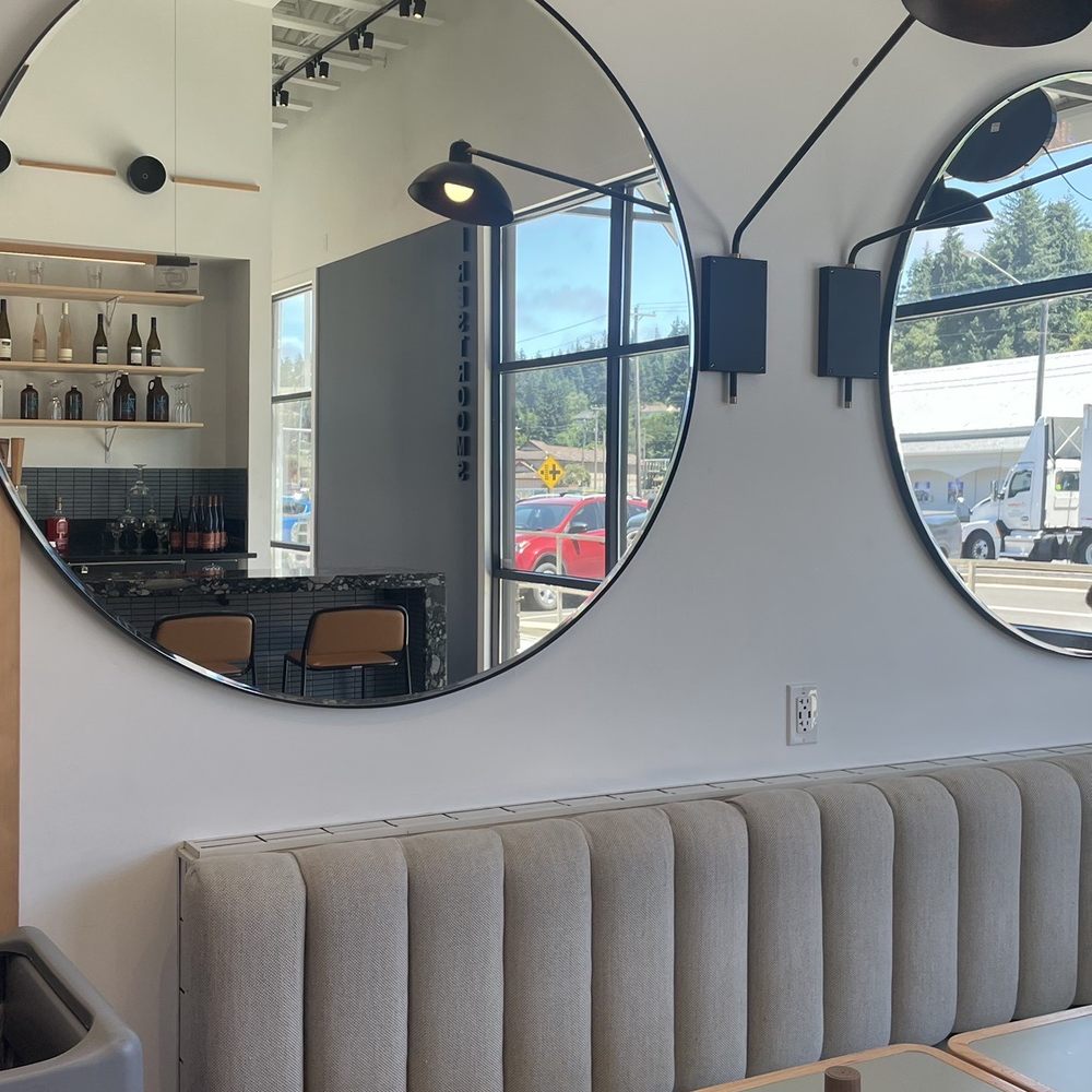 Face Rock - Interior - Ice Cream & Frozen Yogurt Near Me - Coos Bay, Oregon Face Rock - Interior - Ice Cream & Frozen Yogurt Near Me - Coos Bay, Oregon