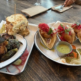Batch & Brine - Fish Tacos & Don't Be Crabby - Burgers Near Me - Lafayette, California