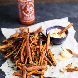 Pita A Sandwich Stop - Sriracha honey French fries