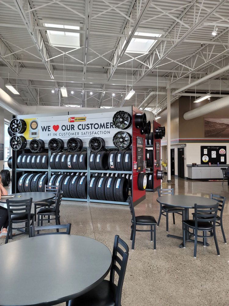 LES SCHWAB TIRE CENTER Updated August 2024 24 Reviews 389 Pole