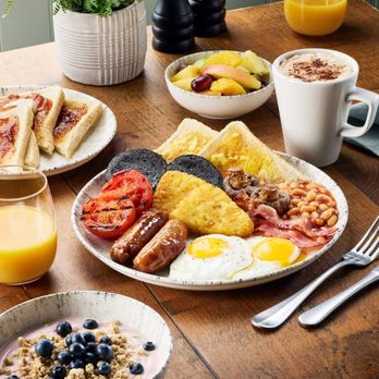 Comfort Inn - Breakfast - Hotels Near Me - Romeoville, Illinois Comfort Inn - Breakfast - Hotels Near Me - Romeoville, Illinois