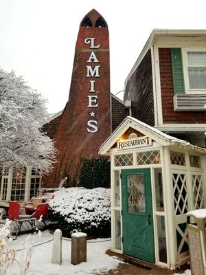 Lamies Inn and The Old Salt Restaurant by null