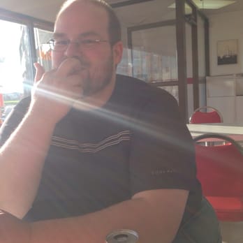 Simon King Donair & Submarine - Finger licking good - Donairs Near Me - Edmonton, Alberta