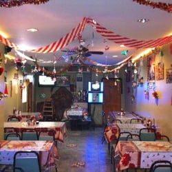 Mi Pequeño El Salvador Restaurant - Tierras SalVadoreñas Restaurant from inside :)