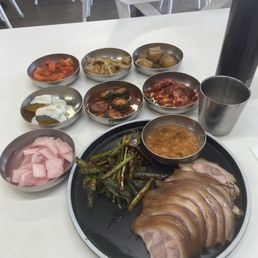 19. Jokbal Noodles Combo (August 2026)