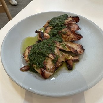 Yang’s Kitchen - Pasteurized chicken thigh - Asian Fusion Near Me - Alhambra, California