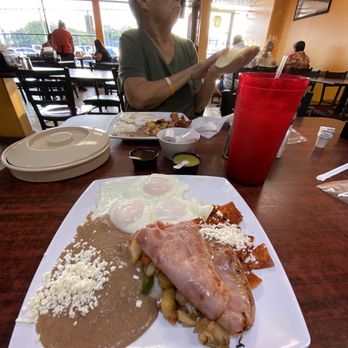 Tostada Regia - Airline - Huevos Estrellados - Mexican Near Me - Houston, Texas Tostada Regia - Airline - Huevos Estrellados - Mexican Near Me - Houston, Texas