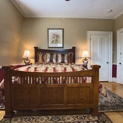 Morrill Mansion B&B - Vaughan Room