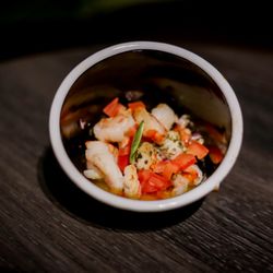 Magritte - MAGRITTE | Food Grosses crevettes aillées aux fines herbes