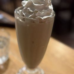 Kaminsky's Dessert Cafe - Pumpkin chai milkshake