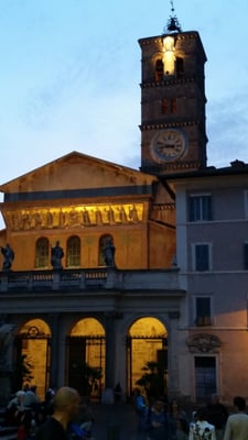 Piazza di Santa Maria in Trastevere by null