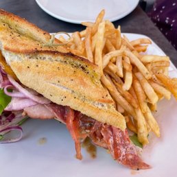 LALA ST PETE - 189 Photos & 89 Reviews - 2324 Central Ave, St