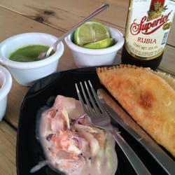 Red Oyster - Empanada de Camarón