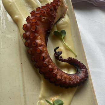 La Selva - Pulpo Brasa - Steakhouses Near Me - Barcelona, B
