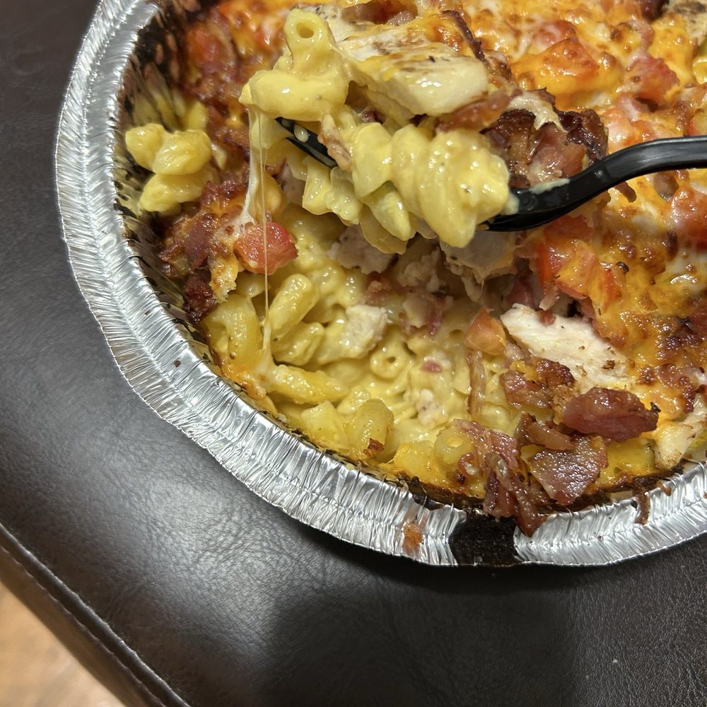 Roni's Mac Bar - What first view looks like under toppings - Desserts Near Me - Cape Girardeau, Missouri Roni's Mac Bar - What first view looks like under toppings - Desserts Near Me - Cape Girardeau, Missouri