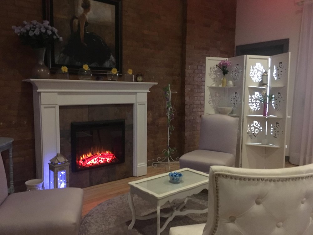 RADIANCE SPA 124 W Wisconsin Ave, Neenah, Wisconsin Day Spas