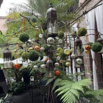 La Soledad Restaurant - One of the many glass displays - Mexican Near Me - Morelia, MIC