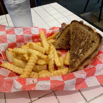 Shady Lane Cafe - The Ruben - Delis Near Me - Louisville, Kentucky