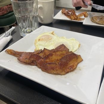 Busy Bee - Breakfast & Brunch Near Me - Marietta, Ohio Busy Bee - Breakfast & Brunch Near Me - Marietta, Ohio