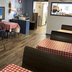 John's Hamburgers & Ice Cream - Inside seating.