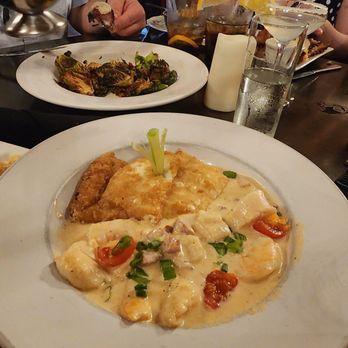 Phyre Brewery & Tavern - Shrimp and grits - Speakeasies Near Me - St. Cloud, Florida