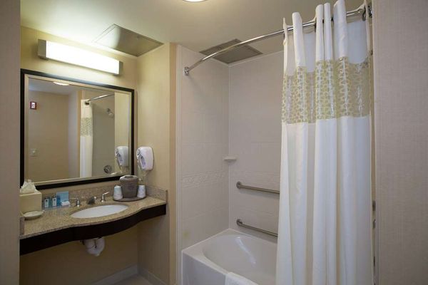 Hampton Inn & Suites Providence Downtown by null