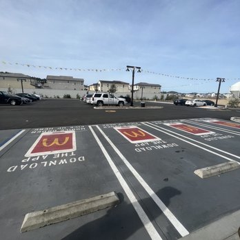 McDonald's - Parking - Fast Food Near Me - Valley Center, California