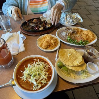 Ely’s Restaurant - Pozole & Shrimp fajitas - Breakfast & Brunch Near Me - Henderson, Nevada Ely’s Restaurant - Pozole & Shrimp fajitas - Breakfast & Brunch Near Me - Henderson, Nevada