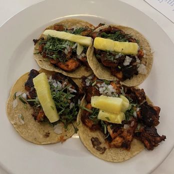 Entremar - Al pastor style fish tacos, so delicious! - Mexican Near Me - México, D.F., DIF