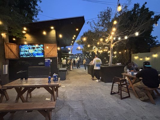 The Friendly Tavern by null