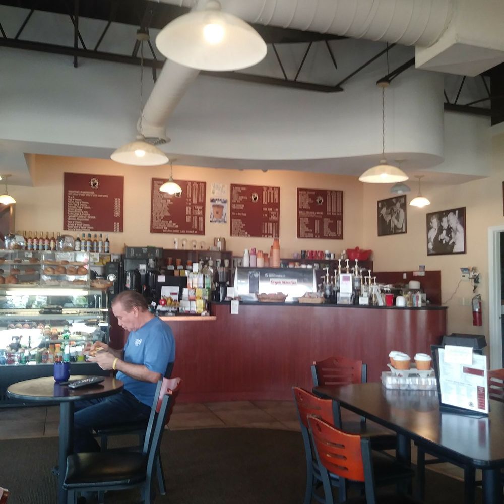 Gizzi's Coffee - Sandwiches Near Me - Delray Beach, Florida