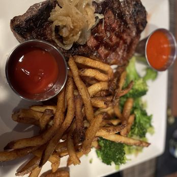 Cafe ML - Steak Frites - Cafes Near Me - Bloomfield Township, Michigan Cafe ML - Steak Frites - Cafes Near Me - Bloomfield Township, Michigan