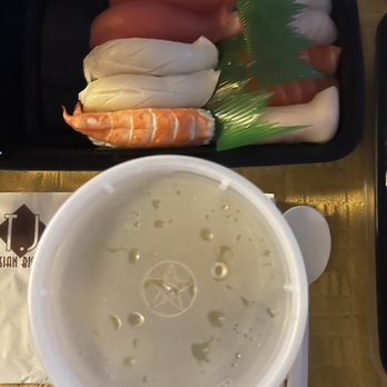 TJ Asian Bistro - Sushi deluxe comes with soup or salad - Japanese Near Me - Woodside, New York TJ Asian Bistro - Sushi deluxe comes with soup or salad - Japanese Near Me - Woodside, New York