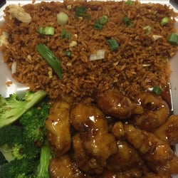 China Wok - General Tso chicken with a side of broccoli.