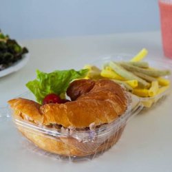 Sweet tutu tuna on croissant with veggie chips an delicious juice
