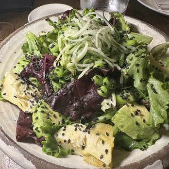 ETARU - Big green salad bowl with avocado and garlic dressing - Japanese Near Me - Hallandale Beach, Florida ETARU - Big green salad bowl with avocado and garlic dressing - Japanese Near Me - Hallandale Beach, Florida