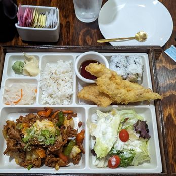 Umiya Sushi - Sushi Bars Near Me - Cedar Park, Texas Umiya Sushi - Sushi Bars Near Me - Cedar Park, Texas