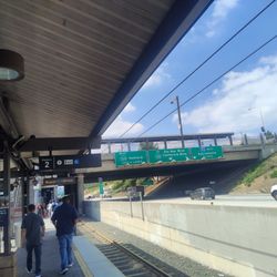 Lake Gold Line Station