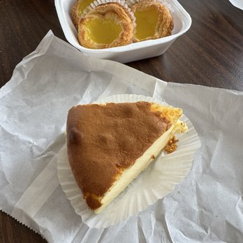 ECK Bakery 蛋撻王 - Bakeries Near Me - Houston, Texas